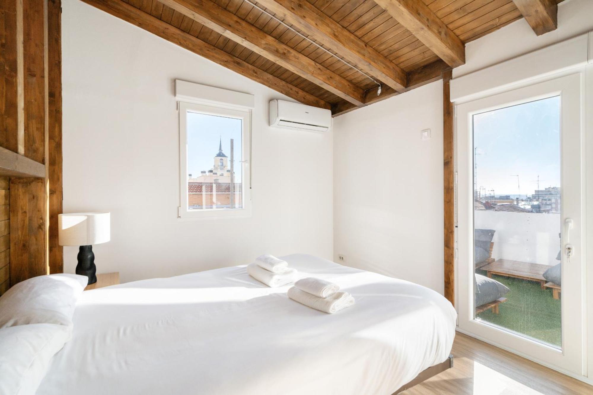 マドリードAtico Con Terraza En Lavapies Alquiler Temporalアパートメント エクステリア 写真