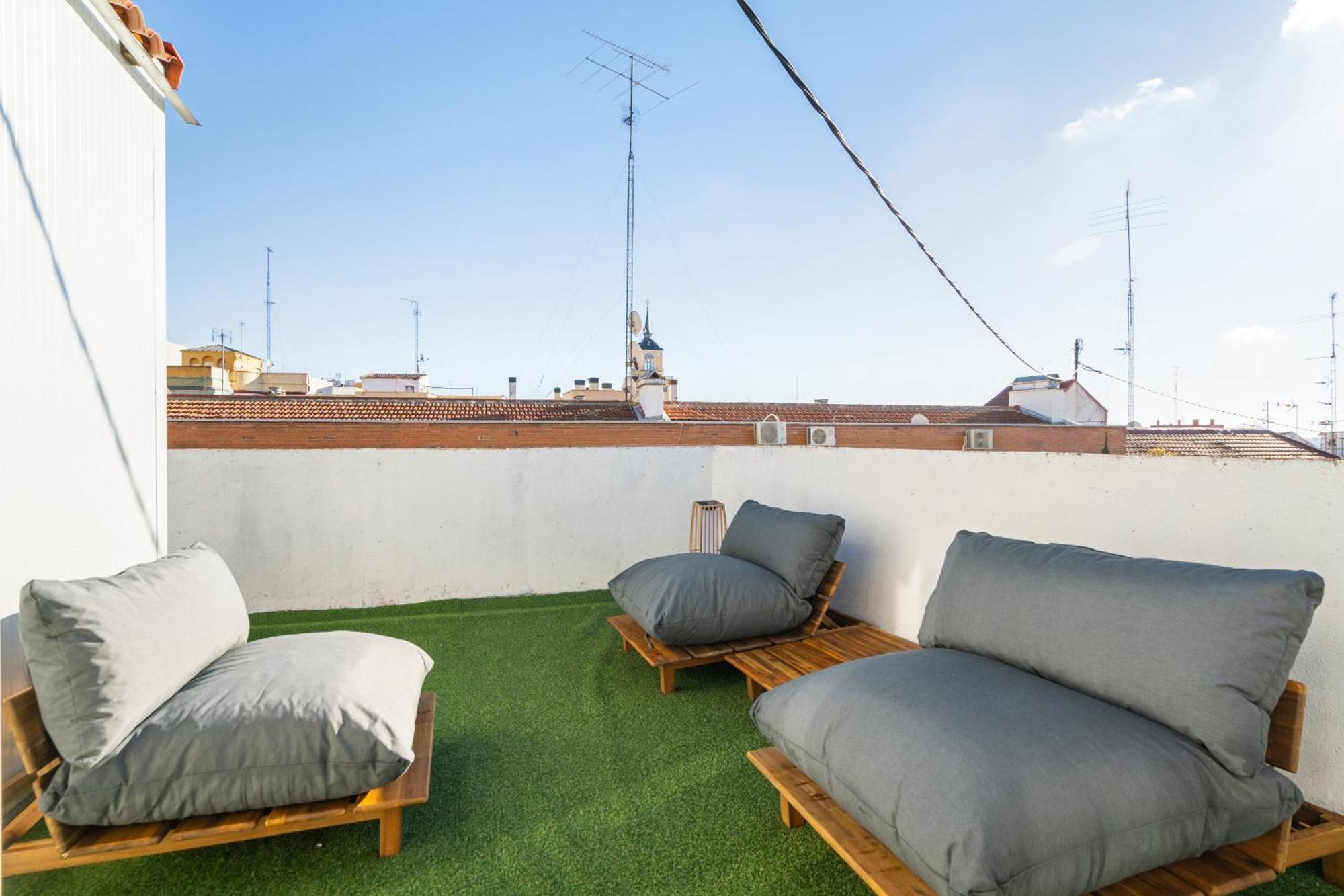 マドリードAtico Con Terraza En Lavapies Alquiler Temporalアパートメント エクステリア 写真